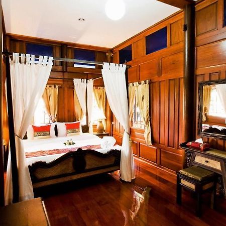 Jaroenrat Resort Samut Songkhram Rom bilde