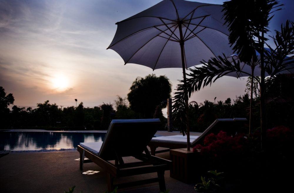 Jaroenrat Resort Samut Songkhram Eksteriør bilde
