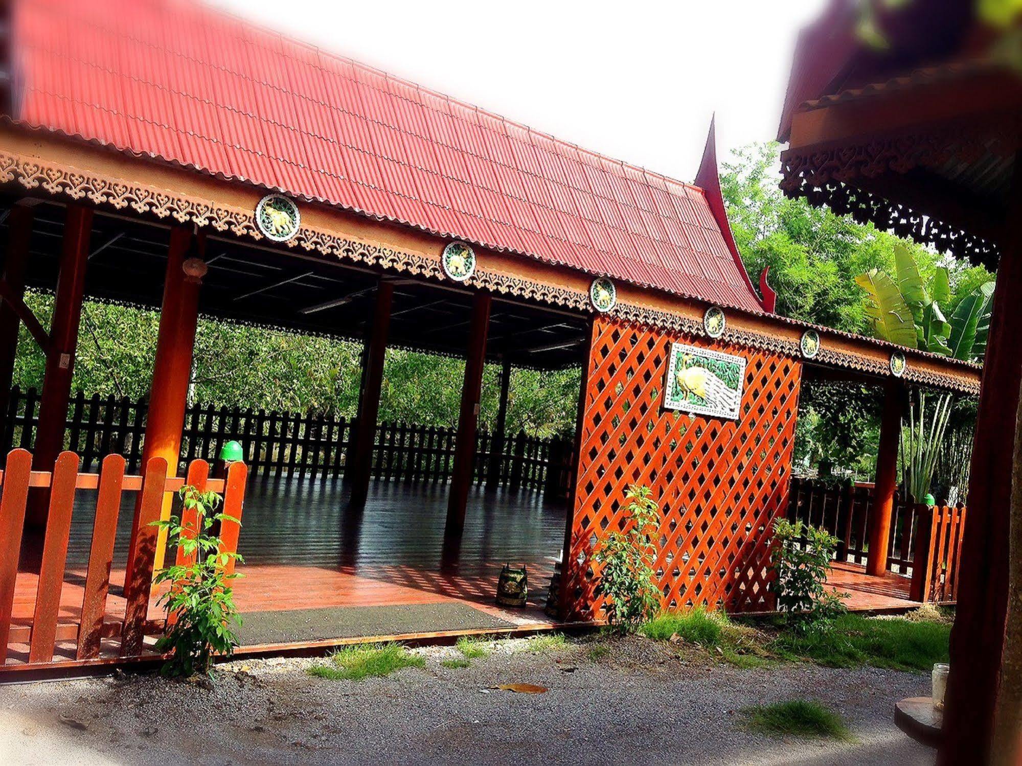 Jaroenrat Resort Samut Songkhram Eksteriør bilde